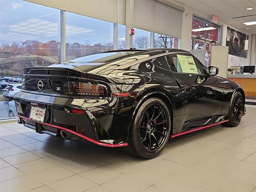 2024 Nissan Z NISMO Auto