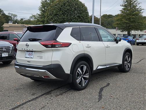 2021 Nissan Rogue Platinum