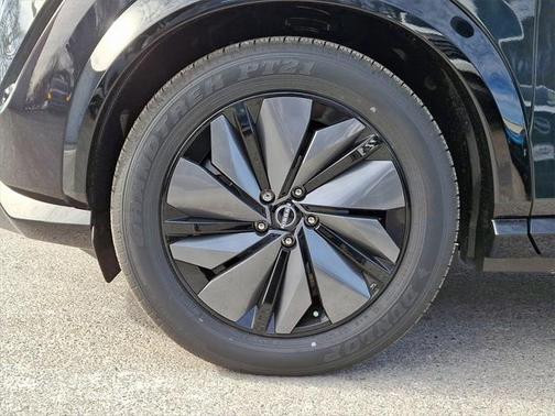 2025 Nissan ARIYA EVOLVE+