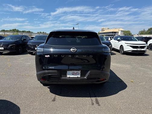 2025 Nissan Murano SV