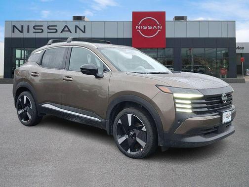 Canyon Bronze Metallic 2026 Nissan Kicks SR