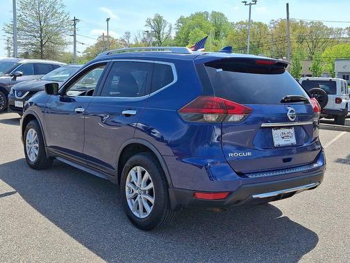 Caspian Blue Metallic 2019 Nissan Rogue SV