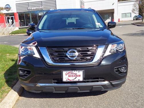 Magnetic Black 2018 Nissan Pathfinder S