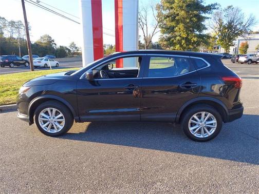 2017 Nissan Rogue Sport S