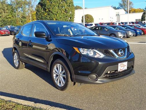 2017 Nissan Rogue Sport S