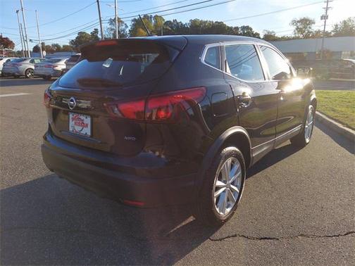 2017 Nissan Rogue Sport S