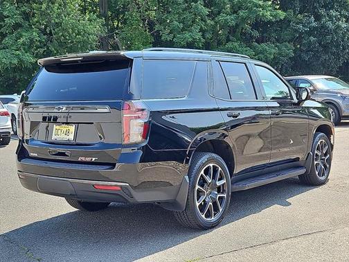 2022 Chevrolet Tahoe 4WD RST