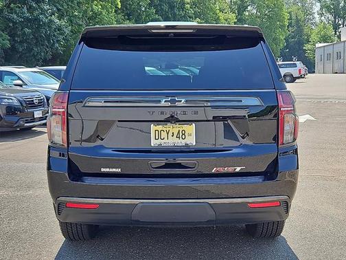 2022 Chevrolet Tahoe 4WD RST