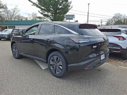 2025 Nissan Murano SL
