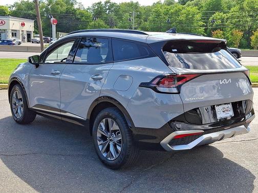 Wolf Gray 2023 Kia Sportage SX