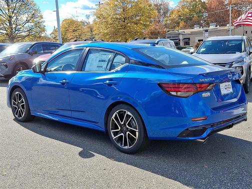 2025 Nissan Sentra SR