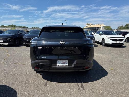 2025 Nissan Murano SV