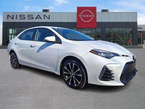 Blizzard Pearl 2019 Toyota Corolla SE