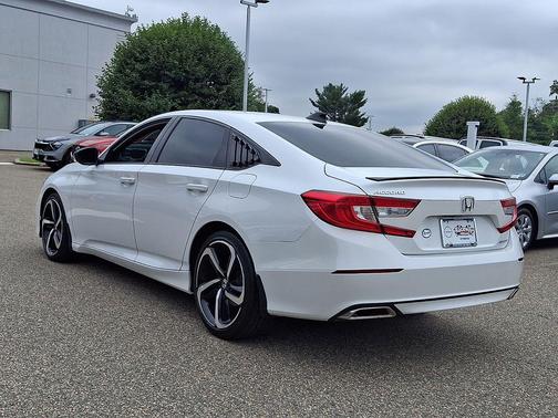White 2022 Honda Accord Sport 1.5T