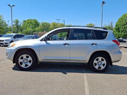 Classic Silver Metallic 2009 Toyota RAV4 Base