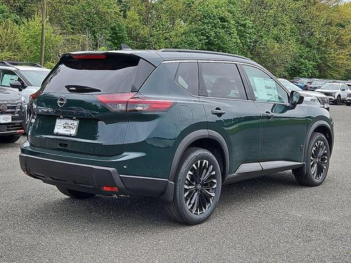 Obsidian Green 2026 Nissan Rogue Dark Armor
