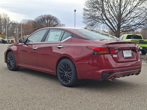 2025 Nissan Altima 2.5 SV