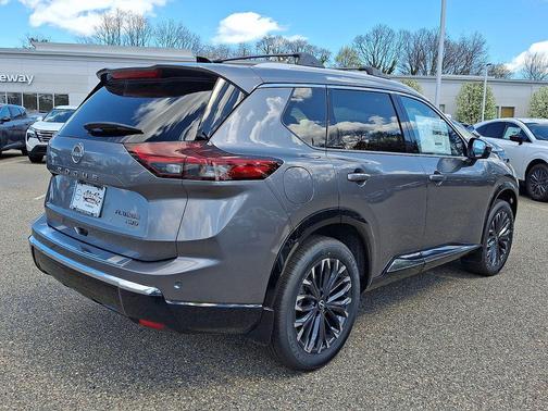 Gun Metallic 2026 Nissan Rogue Platinum
