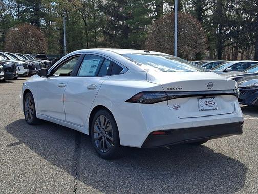 Aspen White Tricoat 2026 Nissan Sentra SL