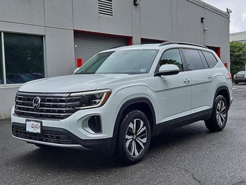 2024 Volkswagen Atlas 2.0T SE