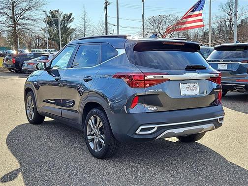 2022 Kia Seltos S