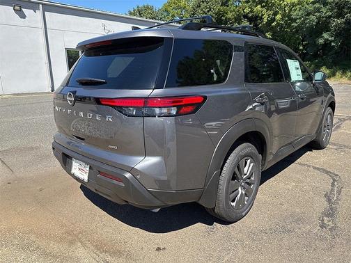 2025 Nissan Pathfinder SV 4WD
