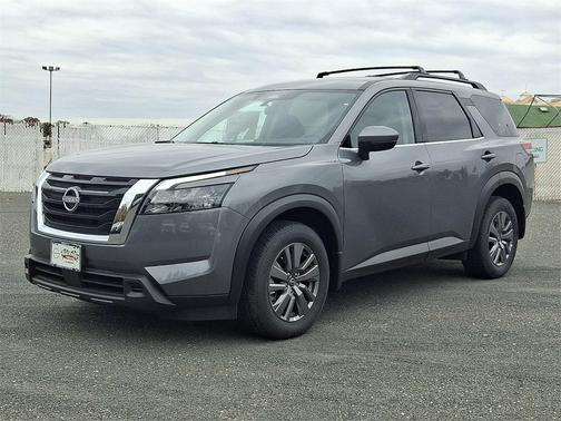 2025 Nissan Pathfinder SV 4WD