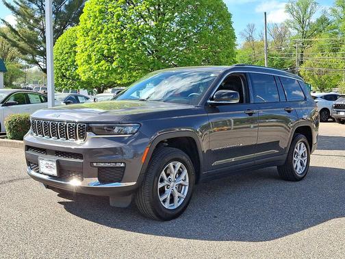 Baltic Gray Metallic Clearcoat 2023 Jeep Grand Cherokee L Limited