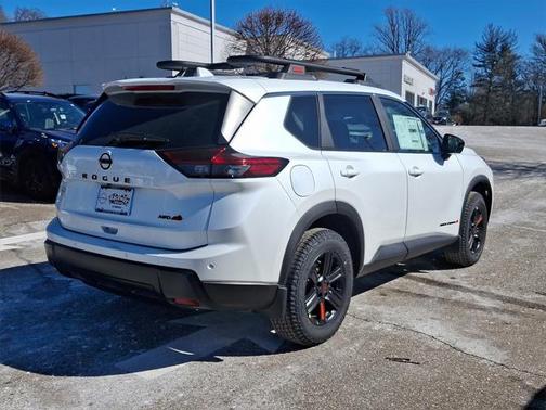 2025 Nissan Rogue Rock Creek