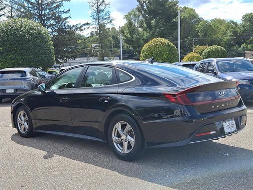 2023 Hyundai SONATA SE