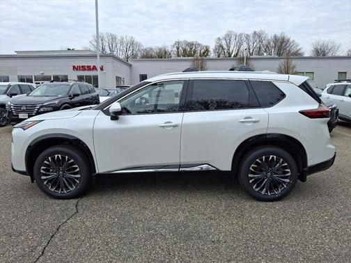 2025 Nissan Rogue Platinum