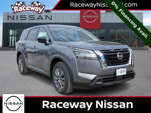 2025 Nissan Pathfinder S