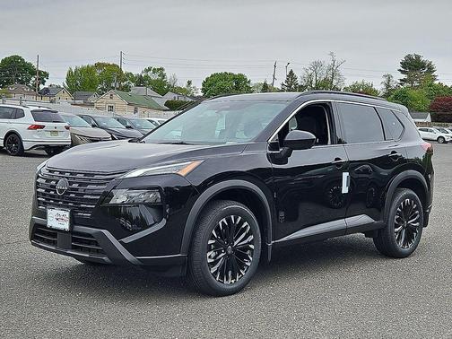 Super Black 2026 Nissan Rogue Dark Armor