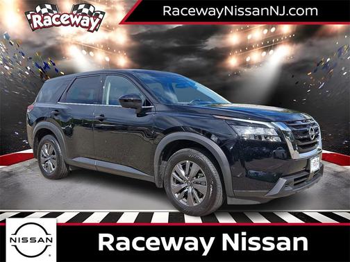 2024 Nissan Pathfinder S 4WD