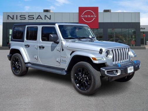 Silver Zynith Clearcoat 2023 Jeep Wrangler 4xe Sahara