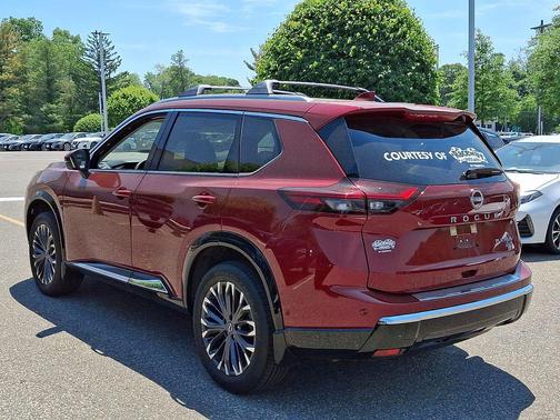 Scarlet Ember Tintcoat 2025 Nissan Rogue Platinum