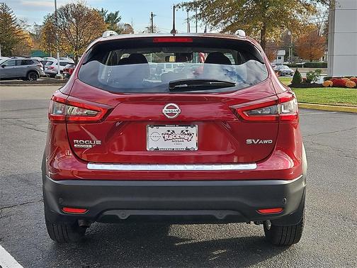 2021 Nissan Rogue Sport SV
