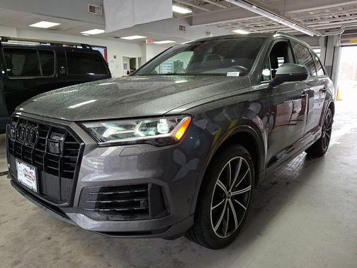 2021 Audi Q7 55 Premium Plus