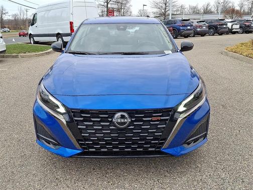 2025 Nissan Altima SR AWD