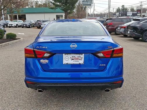 2025 Nissan Altima SR AWD