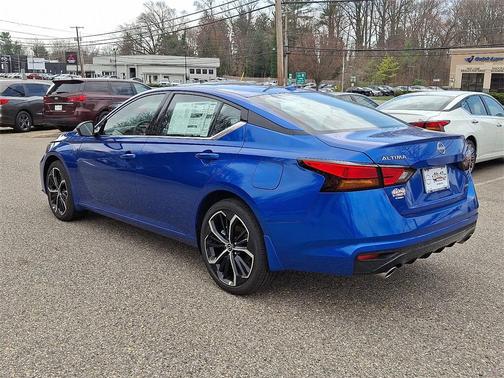 2025 Nissan Altima SR AWD