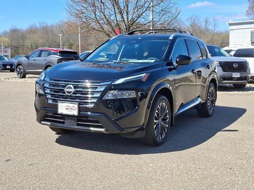 2025 Nissan Rogue Platinum