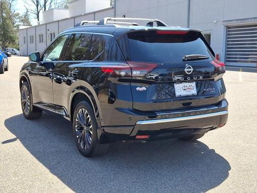 2025 Nissan Rogue Platinum