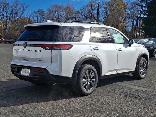 2025 Nissan Pathfinder SV 4WD