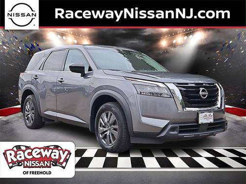 2023 Nissan Pathfinder S 4WD
