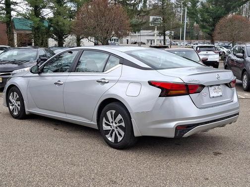 2022 Nissan Altima S FWD