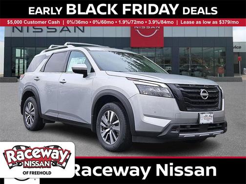 2025 Nissan Pathfinder SL 4WD