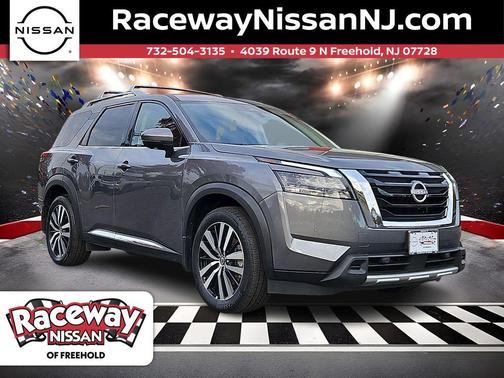2025 Nissan Pathfinder Platinum 4WD