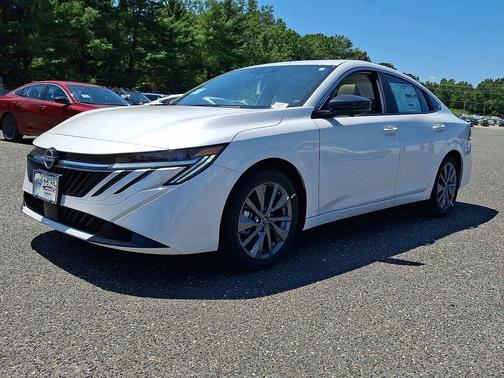 Aspen White Tricoat 2026 Nissan Sentra SL