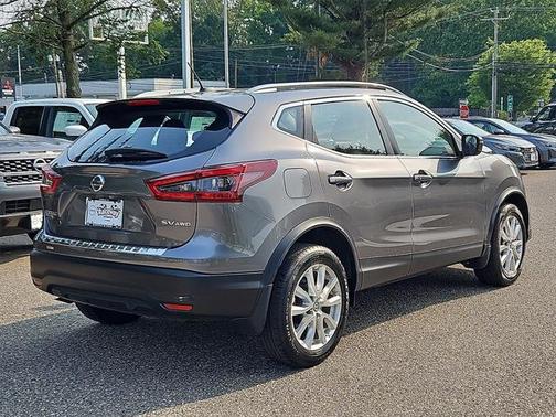 2021 Nissan Rogue Sport SV